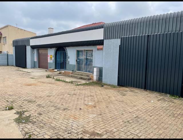1,066M² WORKSHOP FOR SALE IN PRIMROSE
